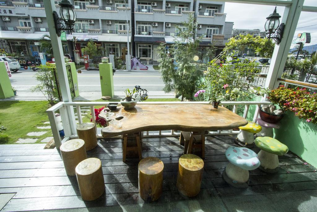 Vicking Guesthouse T'ai-tung Buitenkant foto